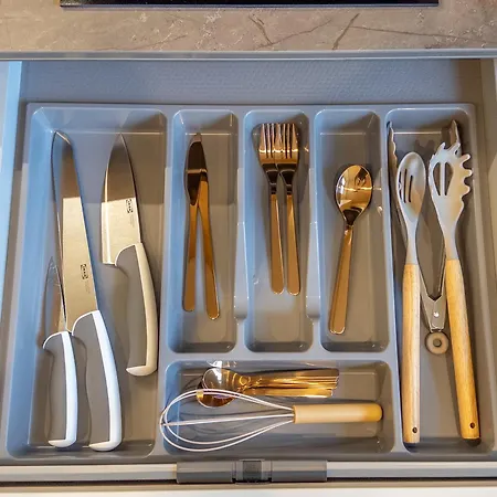 Atk T1 Airport Bus Station * Ταλίν