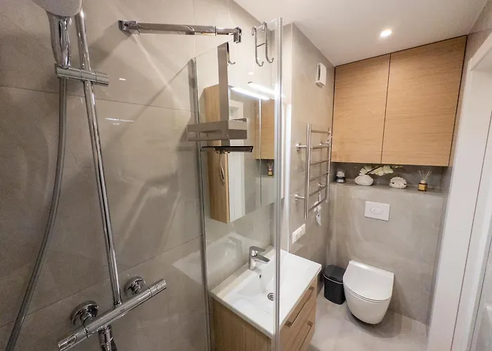 Atk T1 Airport Bus Station Apartment