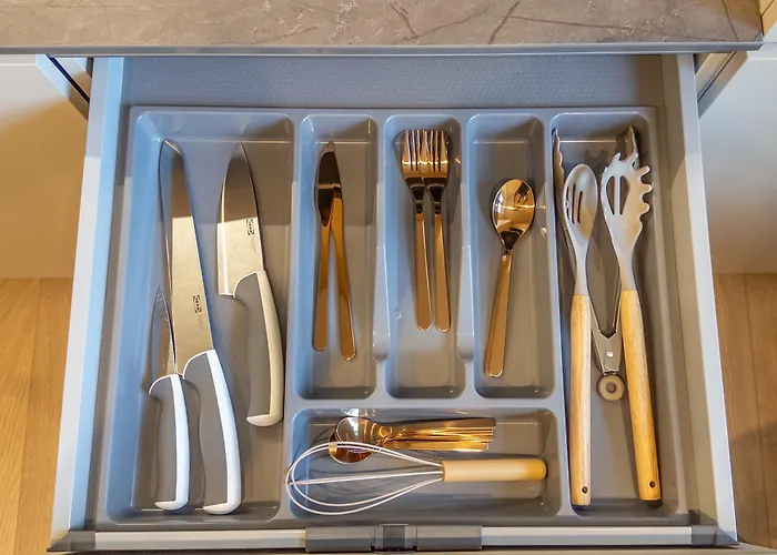 Atk T1 Airport Bus Station * タリン