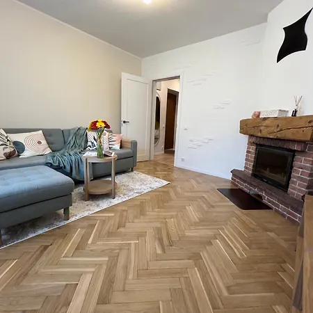 아파트 Atk T1 Airport Bus Station 탈린